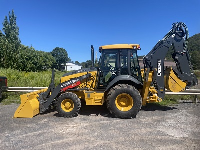 John Deere 410-P Backhoe